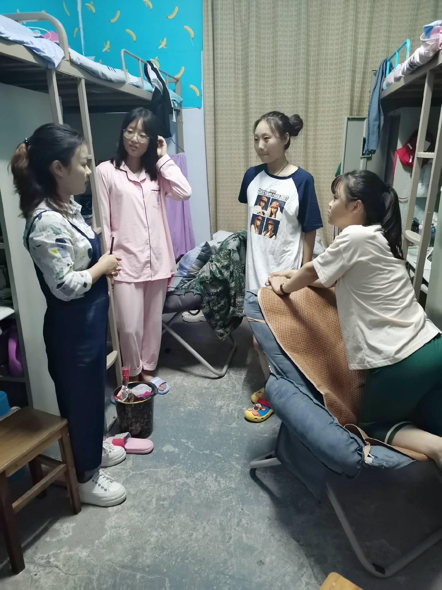 说明: C:\Users\梁书荣\Desktop\外国语行政\宣传处\外国语新闻\20190926 员工宿舍检查\QQ图片20190926105714.jpg