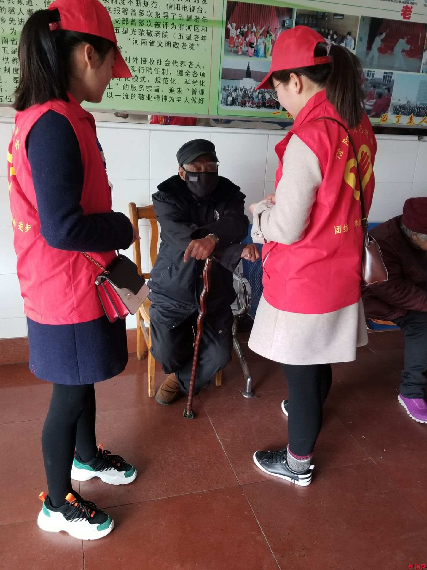 [学习雷锋好榜样]球速体育深入“五星光荣敬老院”开展志愿服务活动