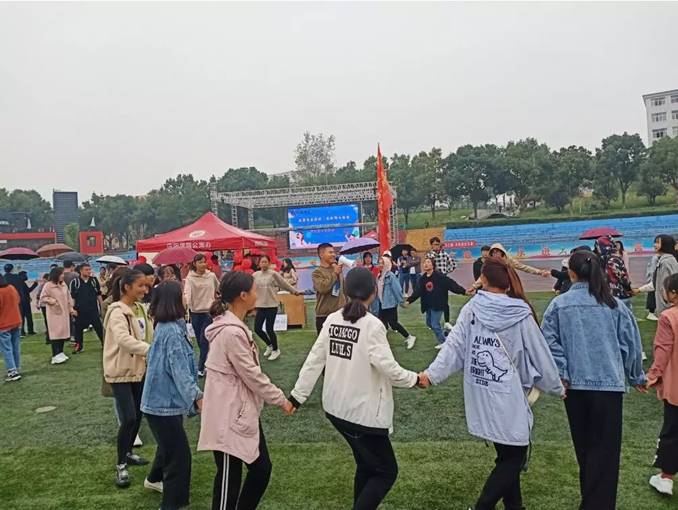 说明: C:\Users\梁书荣\Desktop\640.webp.jpg