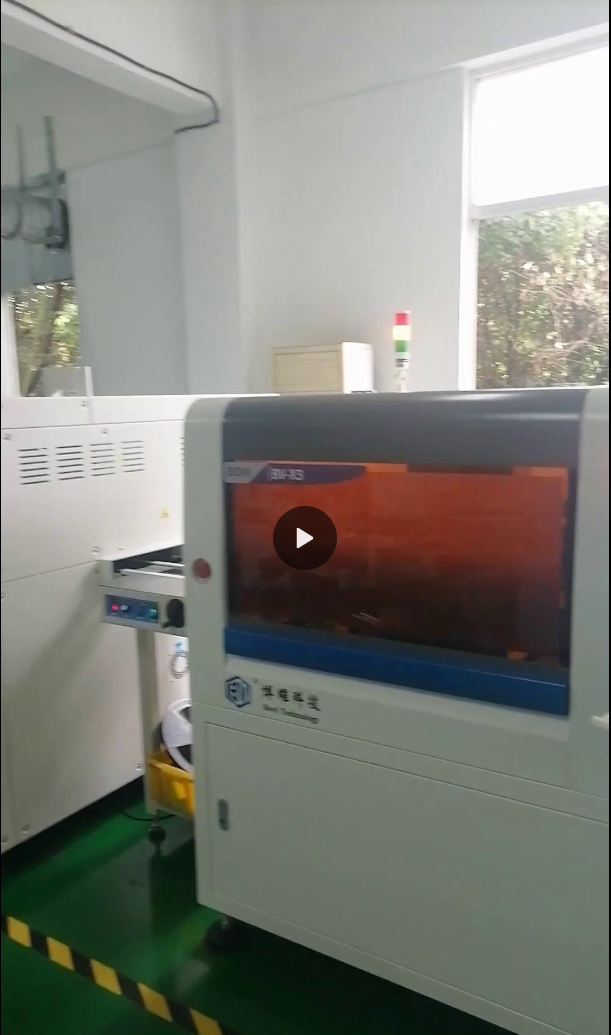 这是一家做车灯的老客户贴片机生产线现场